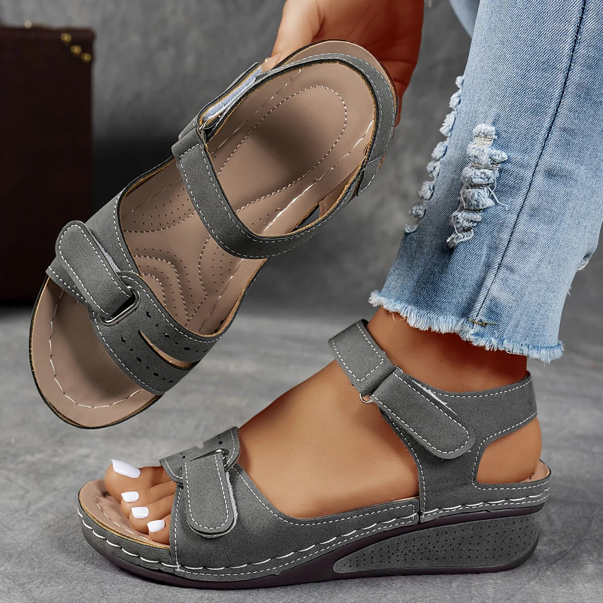 Elise orthopedic sandal