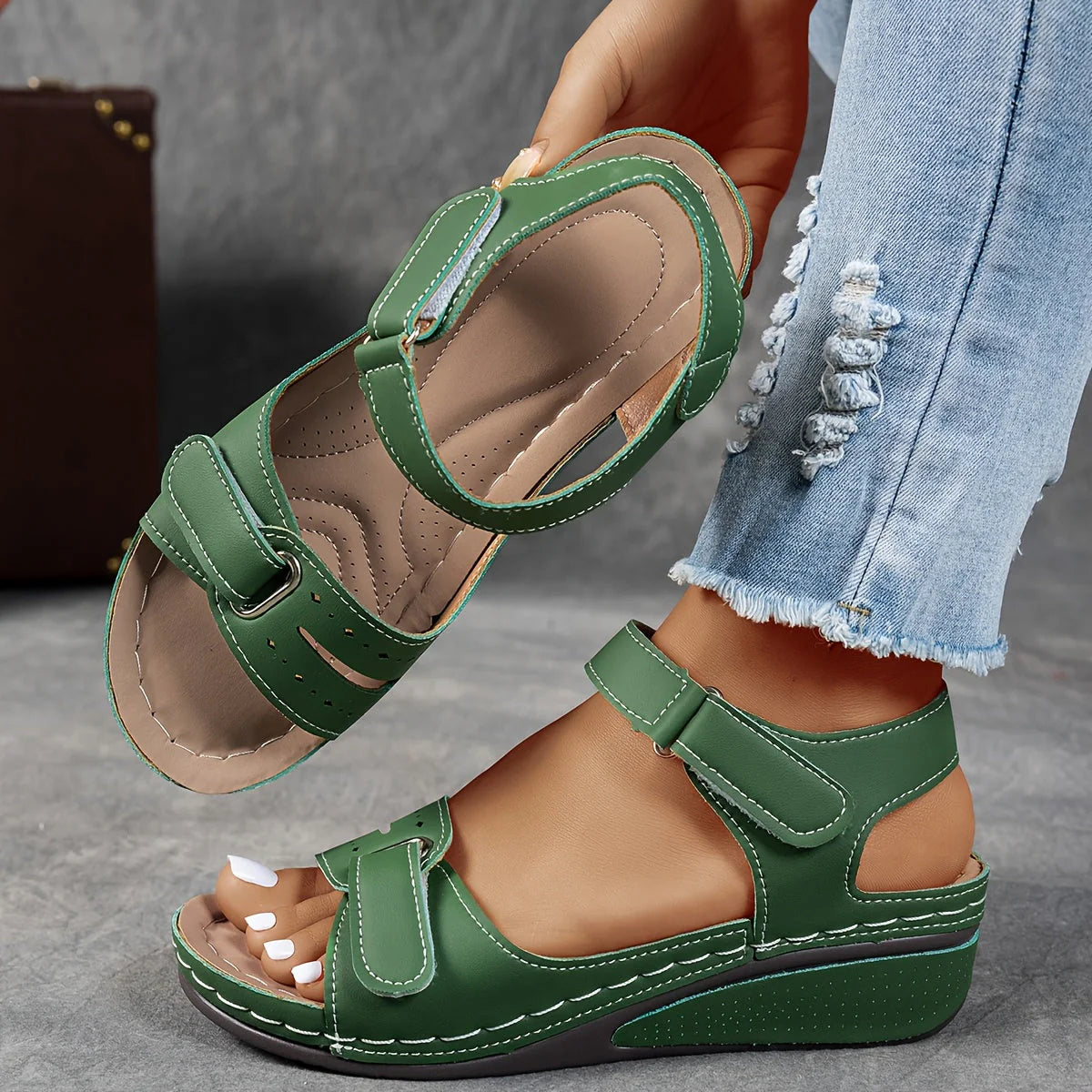 Elise orthopedic sandal