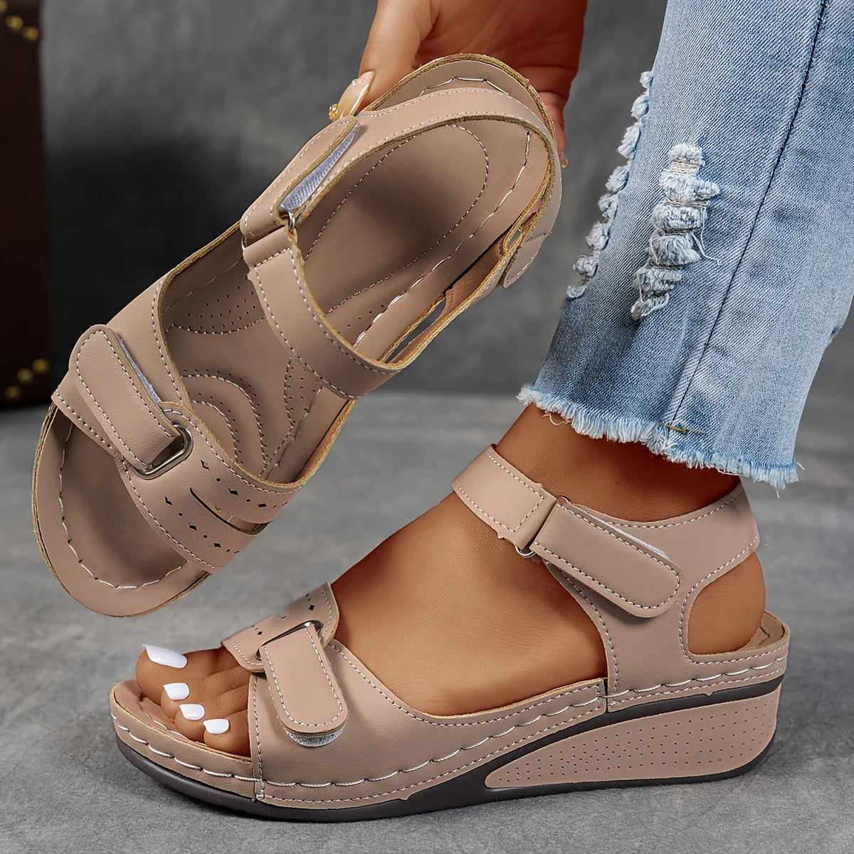 Elise orthopedic sandal